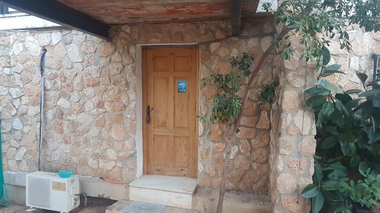 Calicanto House & Pool Торренте Экстерьер фото