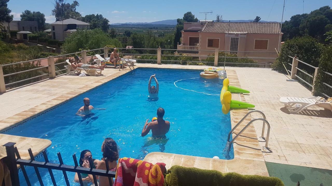 Calicanto House & Pool Торренте Экстерьер фото