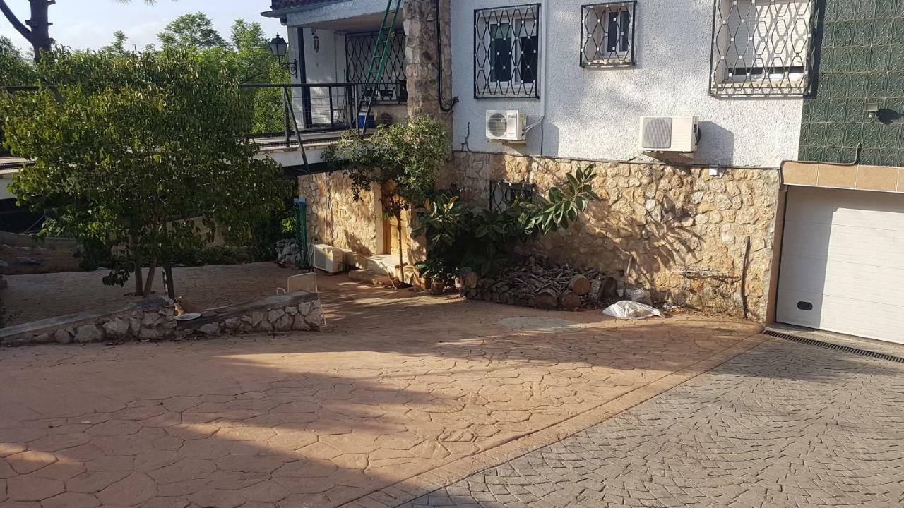 Calicanto House & Pool Торренте Экстерьер фото